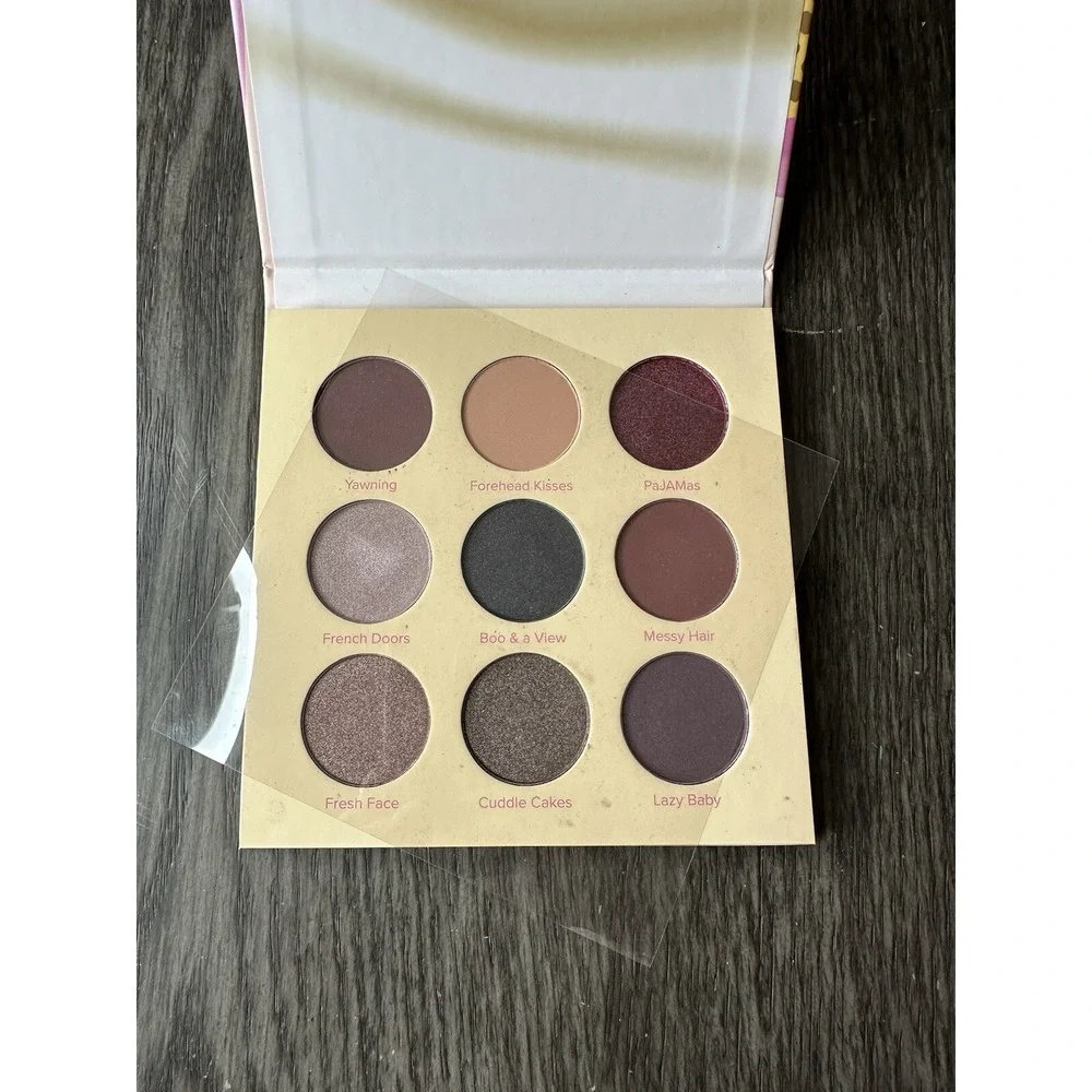 Beauty Bakerie Breakfast In‎ Bed Eyeshadow Palette. 9 Shades.